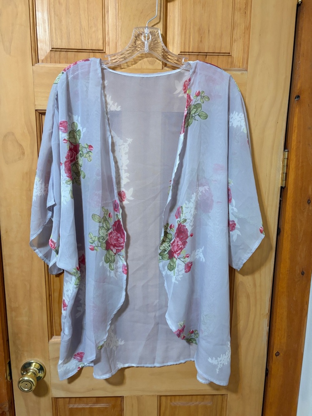🌵5 for $20🌵 Pink Floral Light Gray Sheer Kimono Cardigan